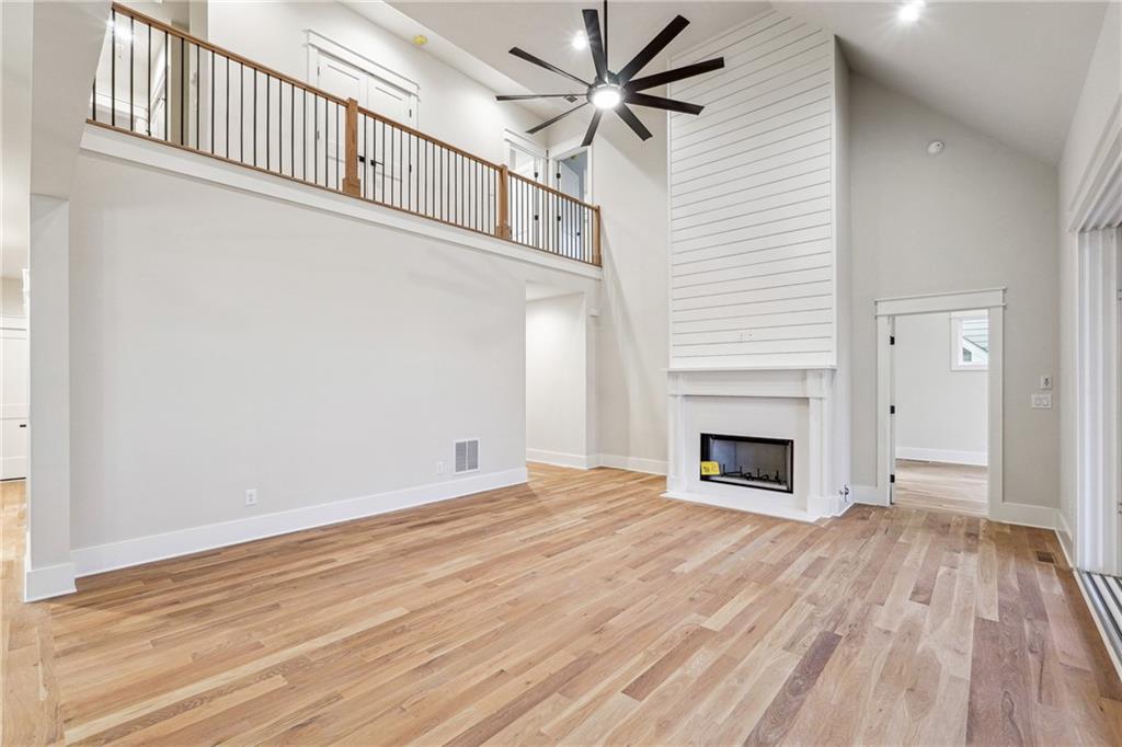 7375 Crestline Drive