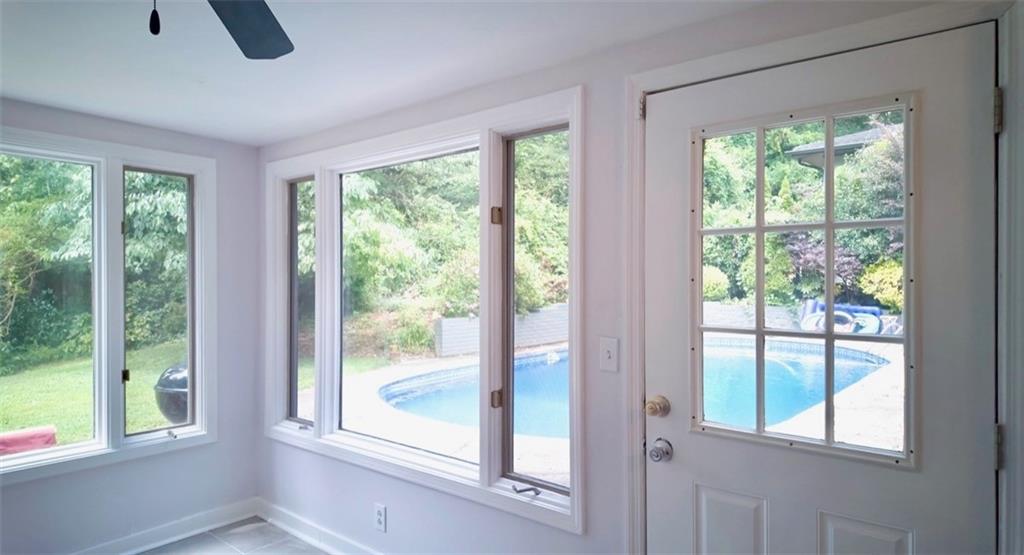 1425 Southland Vista Court NE