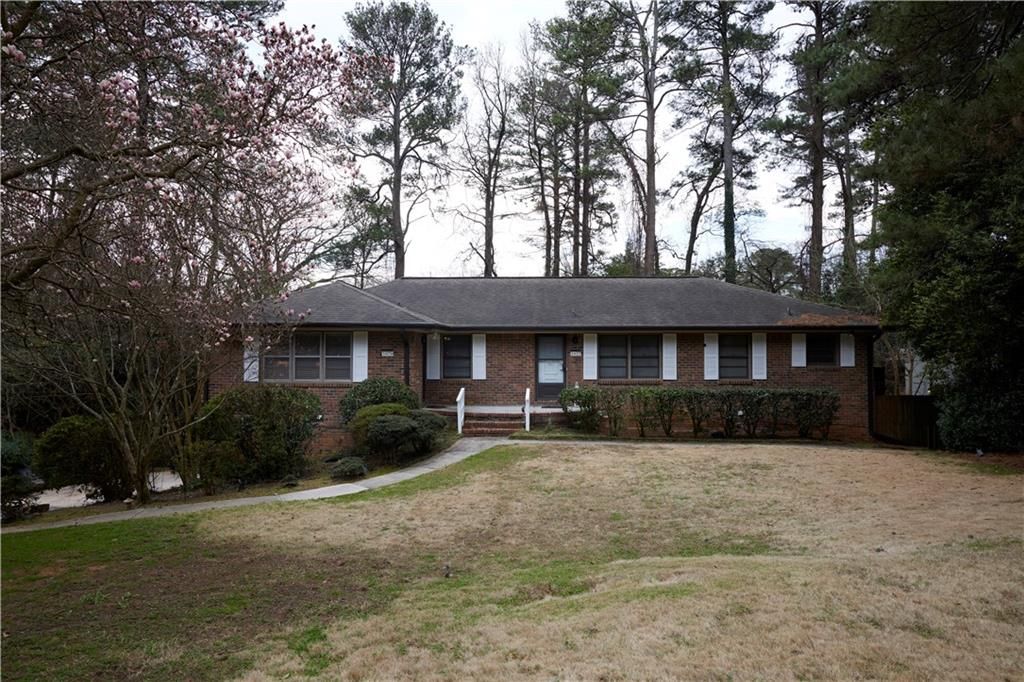 Photo of 1425 Southland Vista Court NE, Atlanta, GA 30329 (MLS # 7729379)