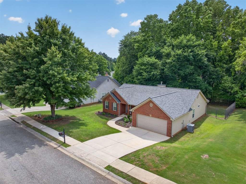 69 Red Bud Road