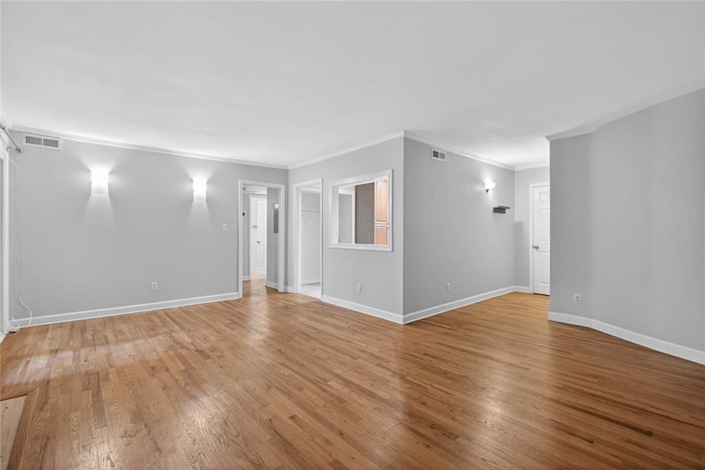 5400 Roswell Road L6
