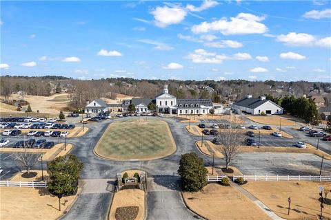 A home in Dacula