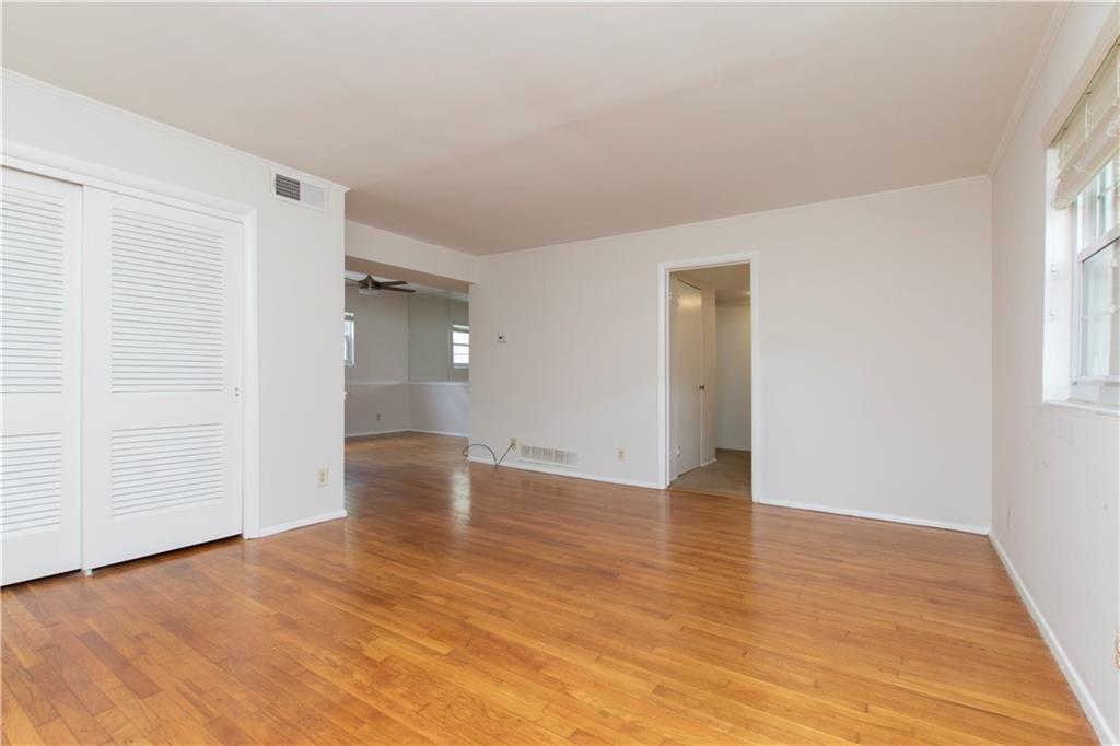 3660 Peachtree Road NE J5
