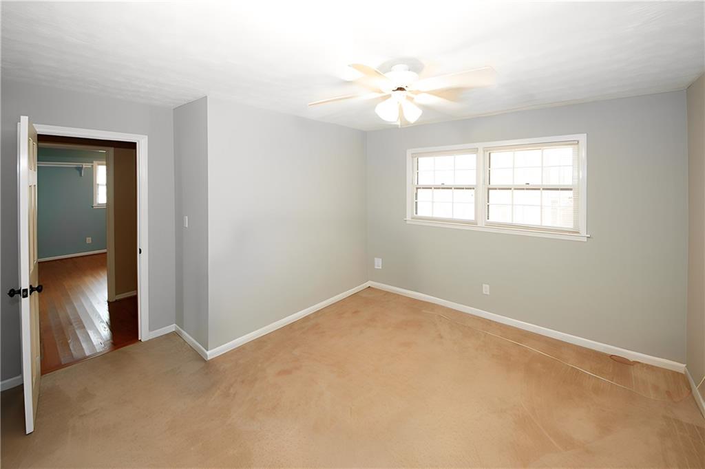 2533 Whispering Pines Drive, Grayson, Georgia image 11