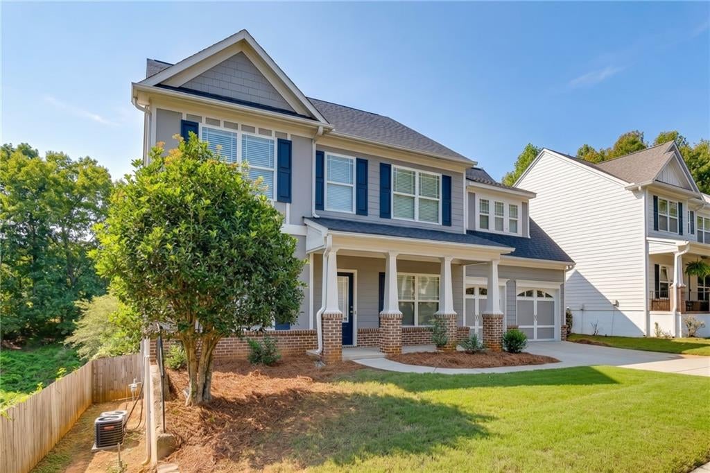 4236 Suwanee Brook Court