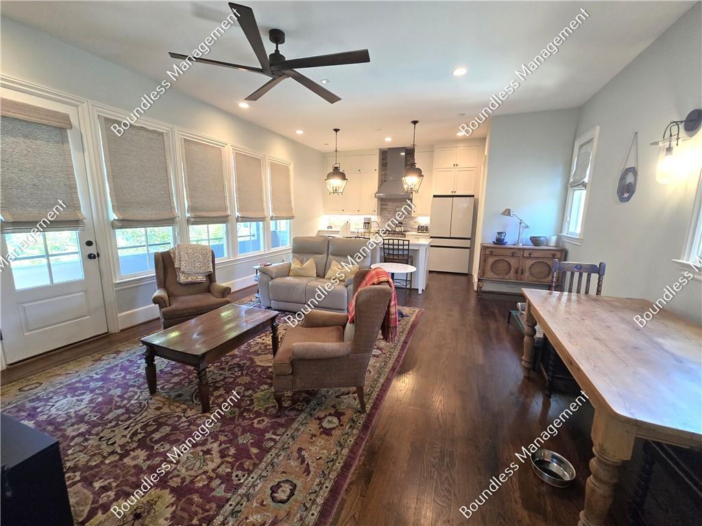 28 Bass Street SE