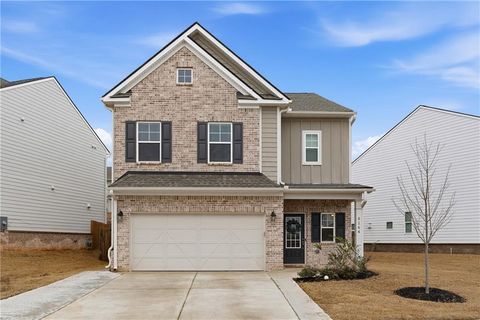 Homes For Sale - 5164 Aylesbury Court<br/> Hoschton, GA 30548