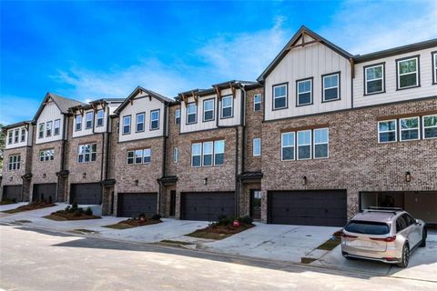 Homes For Sale - 376 Sunset Hollow Street<br/> Gwinnett County, Sugar Hill, GA 30518