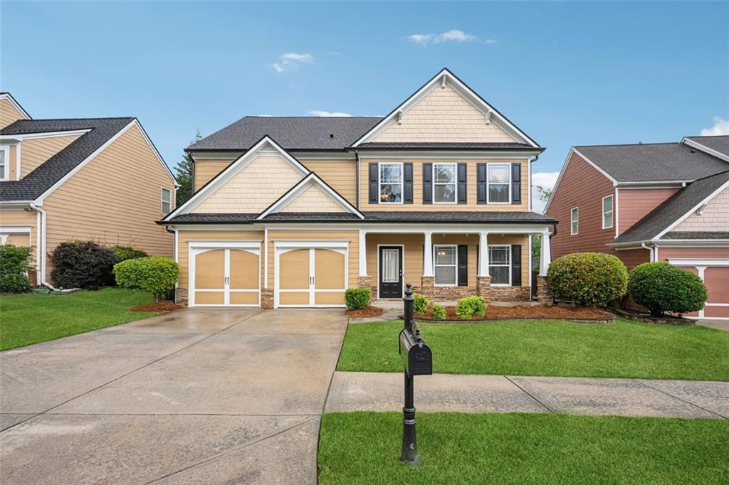 2040 VILLAGE GREEN Drive