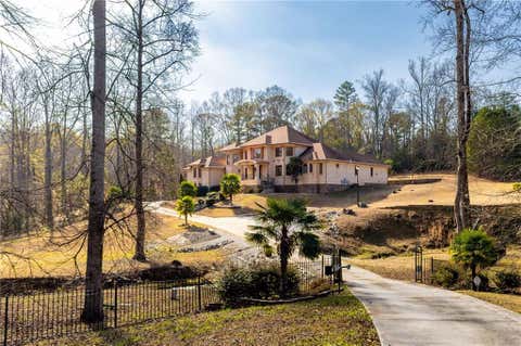Homes For Sale - 3135 Juhan Road<br/> Stone Mountain, GA 30087
