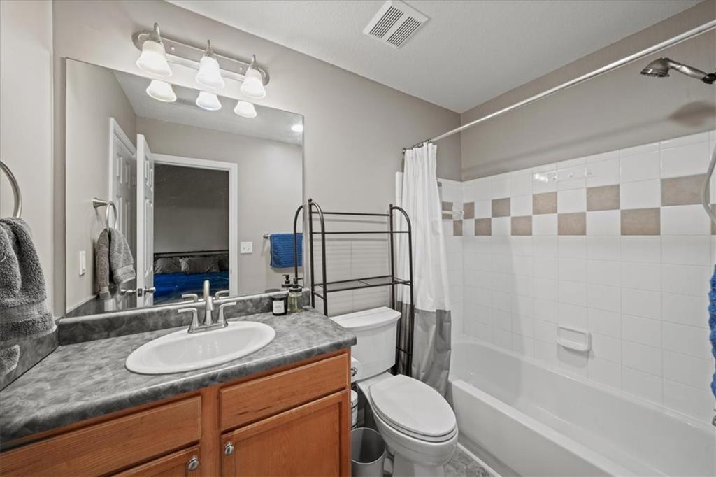 Lakeview Townhomes - Residential