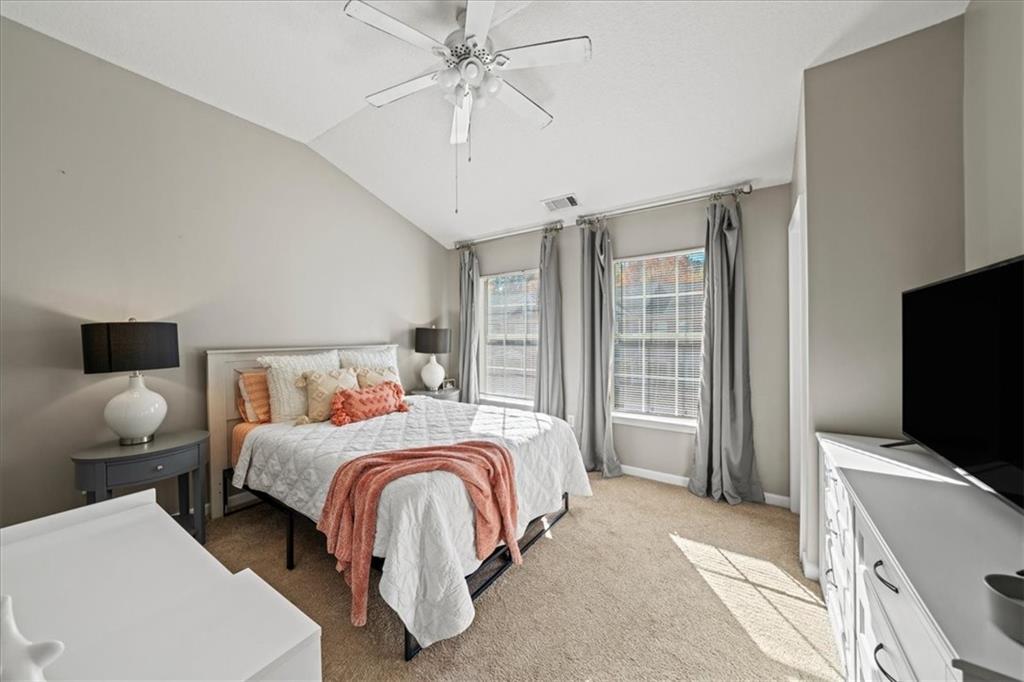 Lakeview Townhomes - Residential