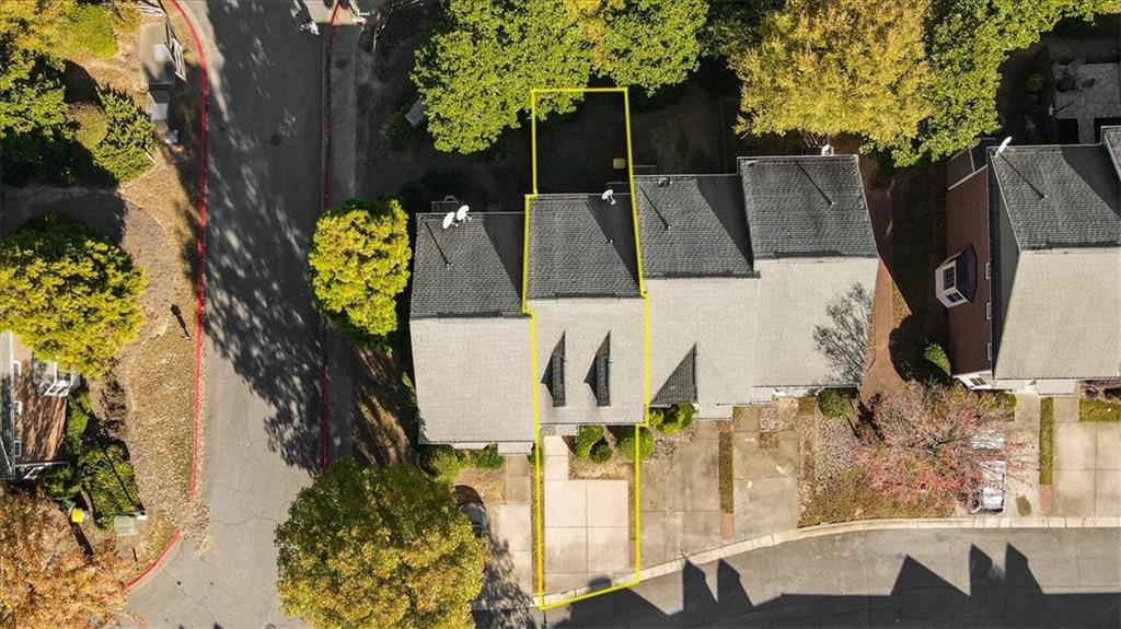 Lakeview Townhomes - Residential