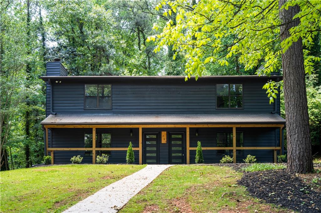 SPRING WOODMANOR - Residential Lease