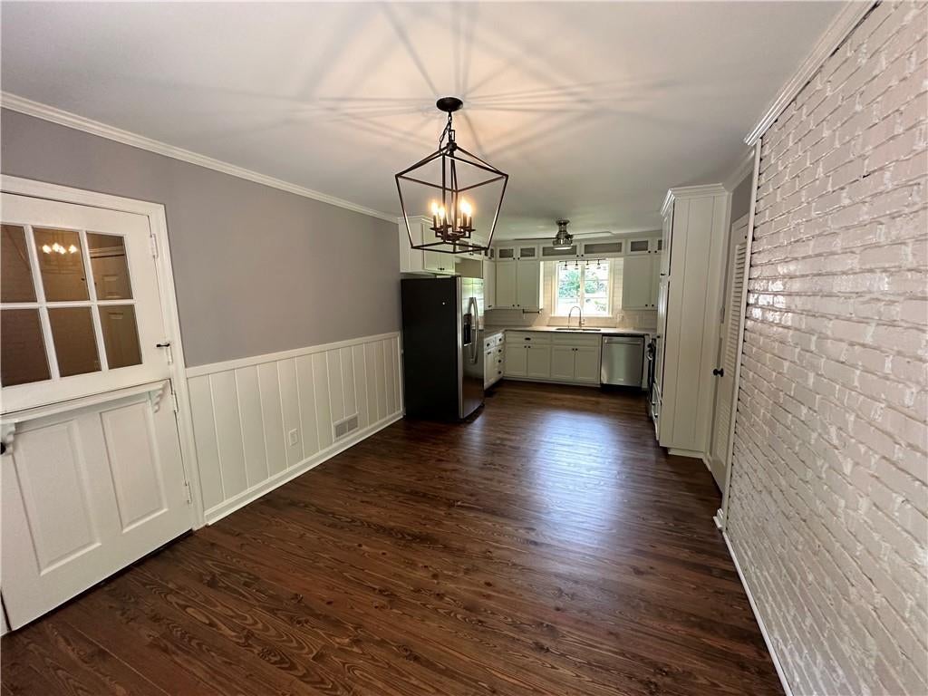 287 Brookwood Drive SW