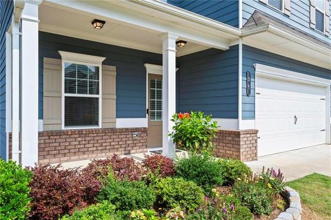 A home in Adairsville