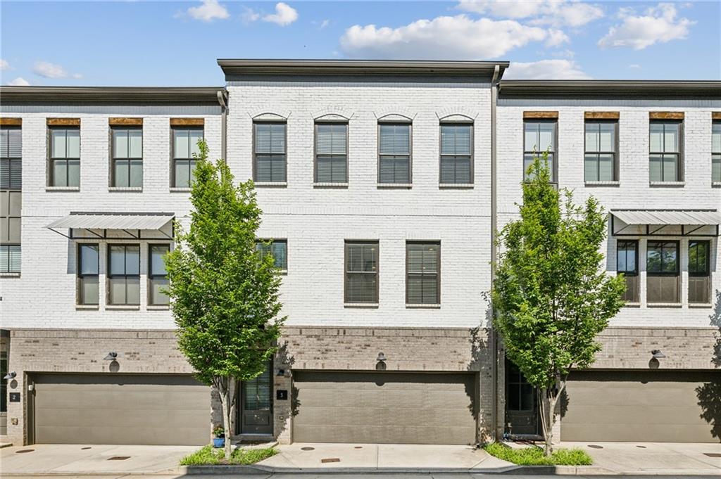 215 Arizona Avenue NE 3