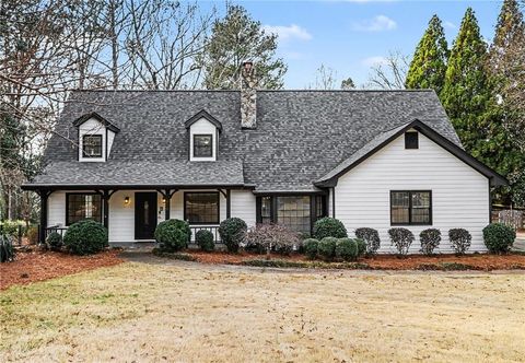 910 Windsor Trl Roswell GA 30076