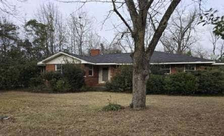 Homes For Sale - 311 Fourth Street<br/> Tennille, GA 31089