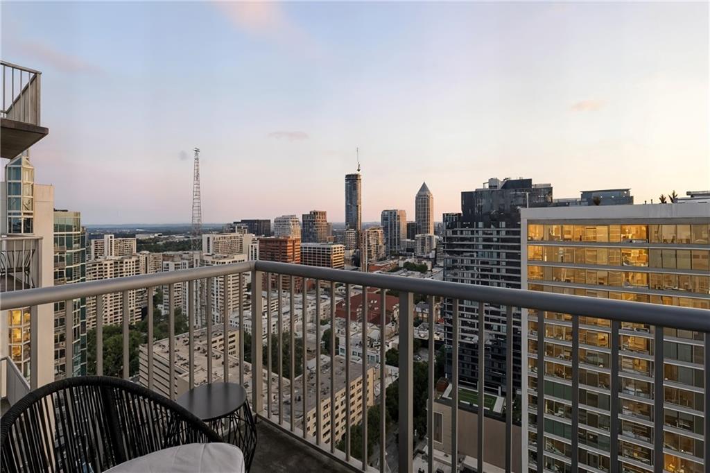 855 Peachtree Street NE 2912
