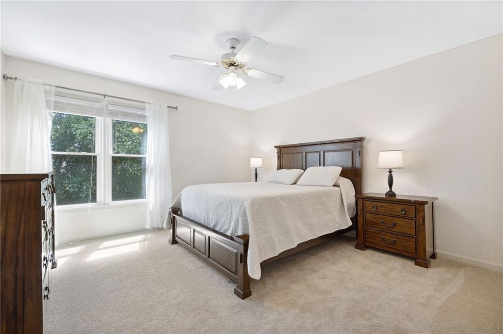 4960 Haydens Walk Drive, Johns Creek, Georgia image 18