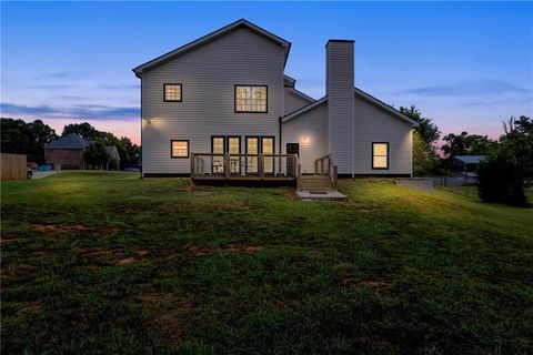 A home in Mcdonough