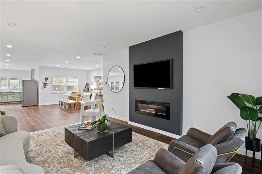 2187 BAYWOOD Drive SE