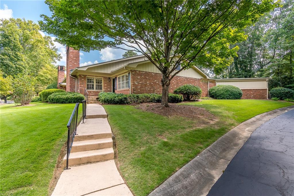 4019 Deerings Drive