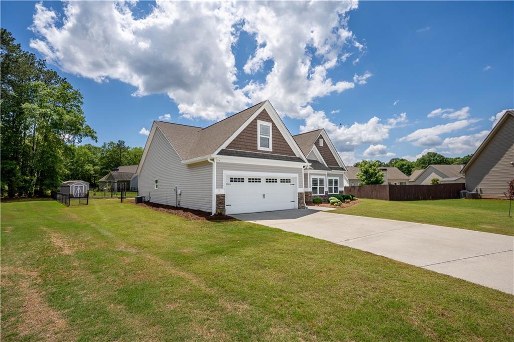 613 Brittany Court, Monroe, Georgia image 7