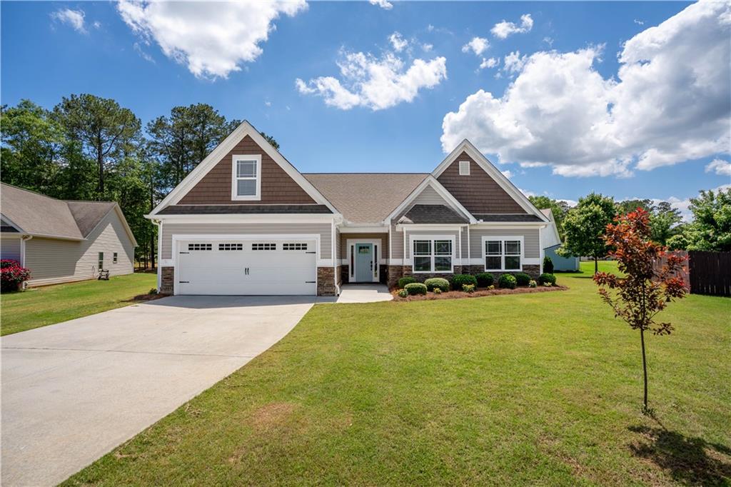 613 Brittany Court, Monroe, Georgia image 2