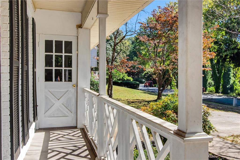 810 Hillside Drive