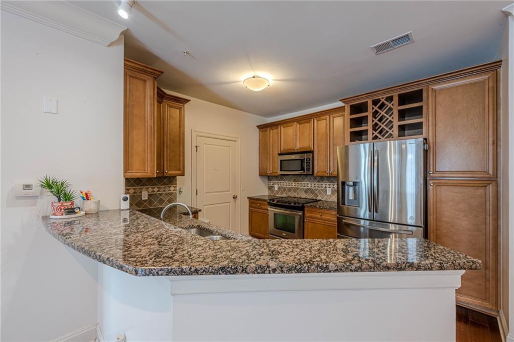 901 Abernathy Road NE 3020