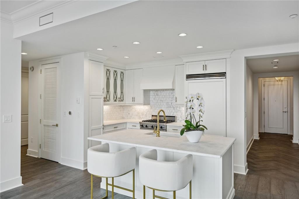 3630 Peachtree Road NE 3106