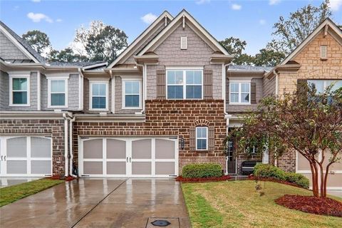 Townhouse For Sale - 2710 Laurel Gate Lane<br/> Cumming, GA 30040