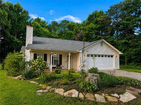 Homes For Sale - 6024 Hulsey Road<br/> Clermont, GA 30527