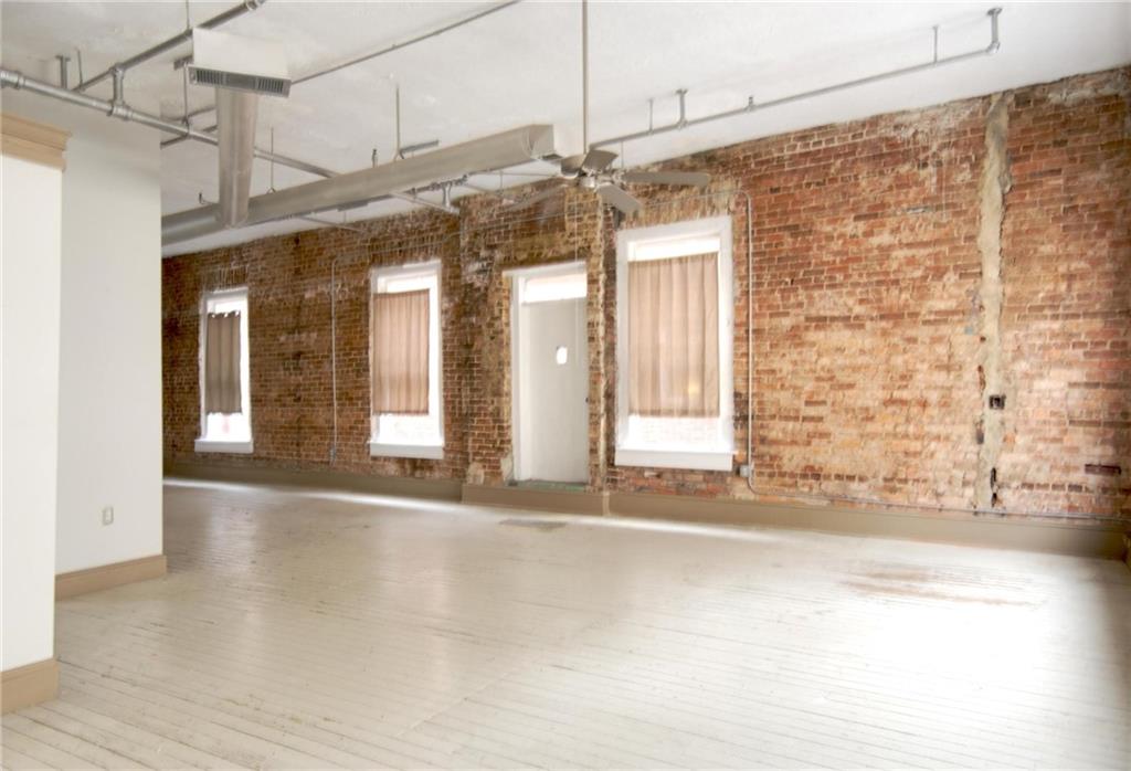 215 Mitchell Street SW 18