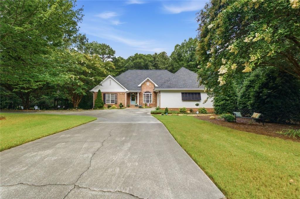 333 Rustic Ridge Road NE