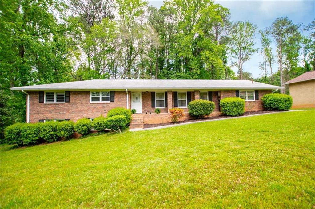 3047 E Anderson Drive, Lithia Springs, Georgia image 2
