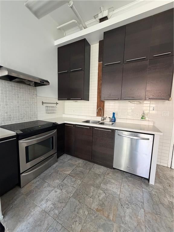 215 Mitchell Street SW 4