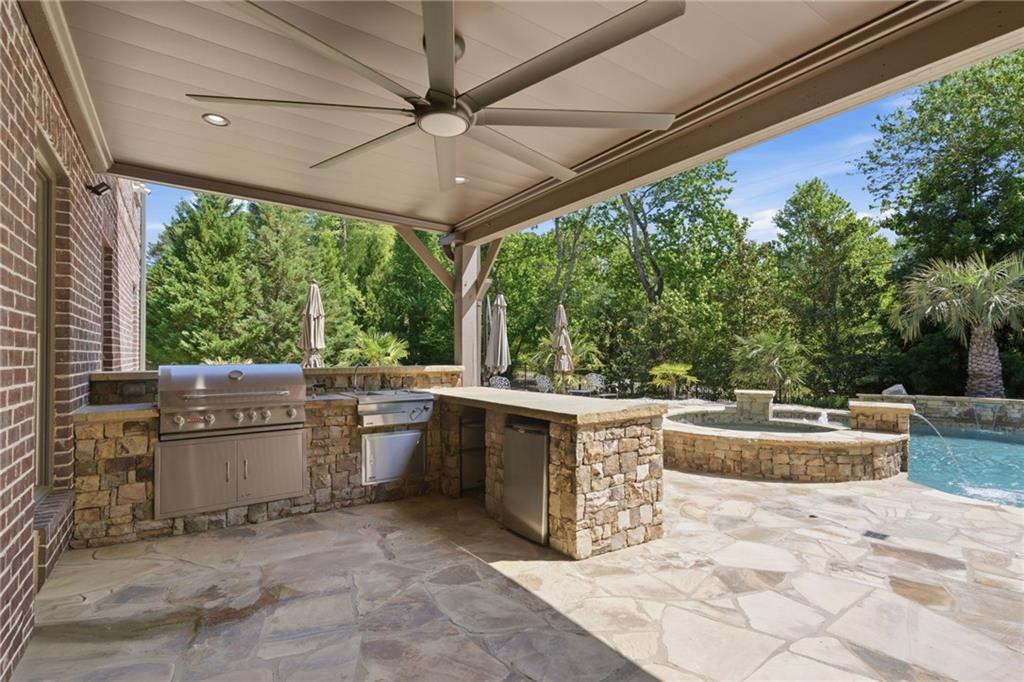 2380 Manor Creek Court