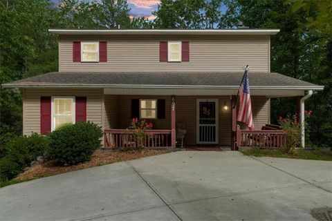 697 ZEPPELIN STRASSE Helen GA 30545