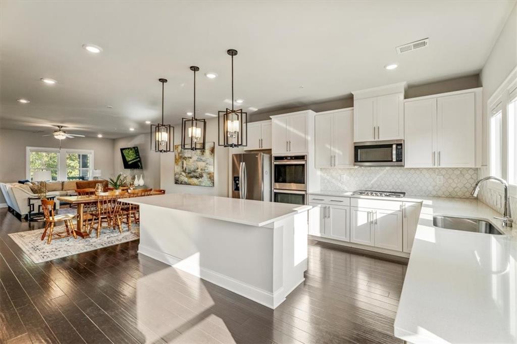 Ridgewalk Landing - Residential