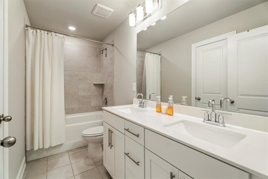 Ridgewalk Landing - Residential