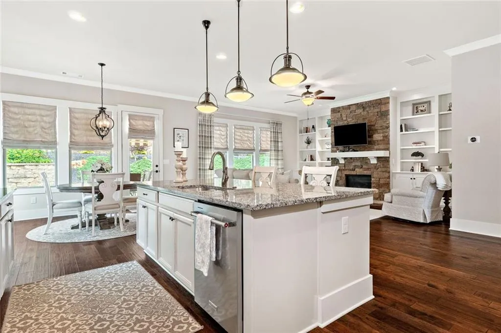 Canton, Georgia 30114, United States, 4 Bedrooms Bedrooms, ,4 BathroomsBathrooms,Residential,Active,152597