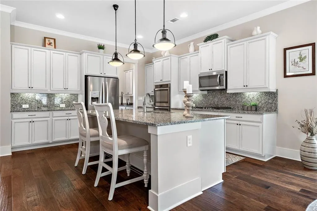 Canton, Georgia 30114, United States, 4 Bedrooms Bedrooms, ,4 BathroomsBathrooms,Residential,Active,152597