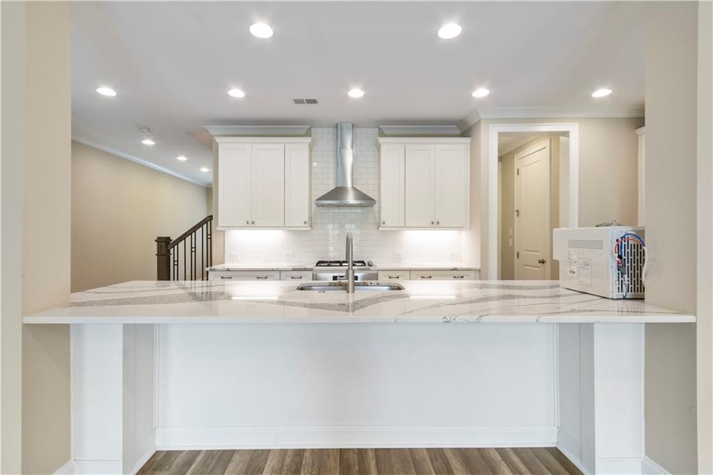 1838 Glenview Park Circle