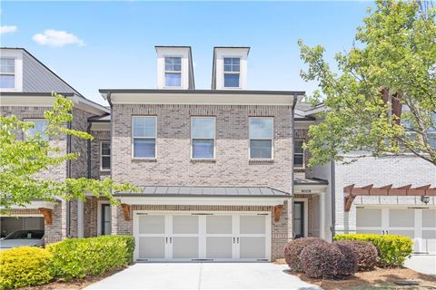 Photo of 1838 Glenview Park Circle, Duluth, GA 30097 (MLS # 7774393)