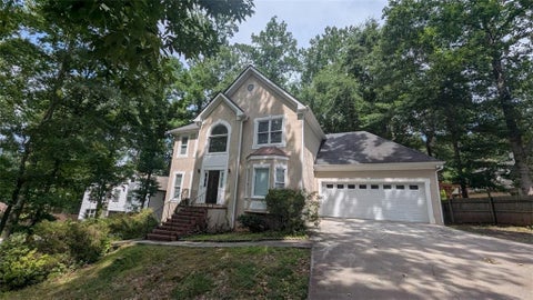 Homes For Sale - 4360 Riverlake Way<br/> Dekalb County, Snellville, GA 30039