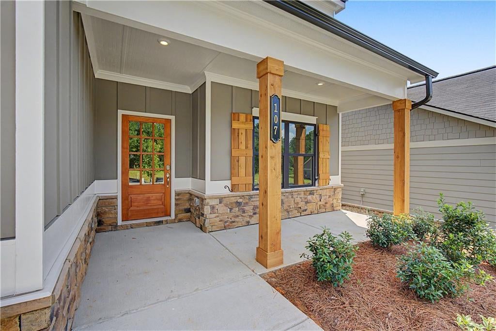 107 Everwood Court