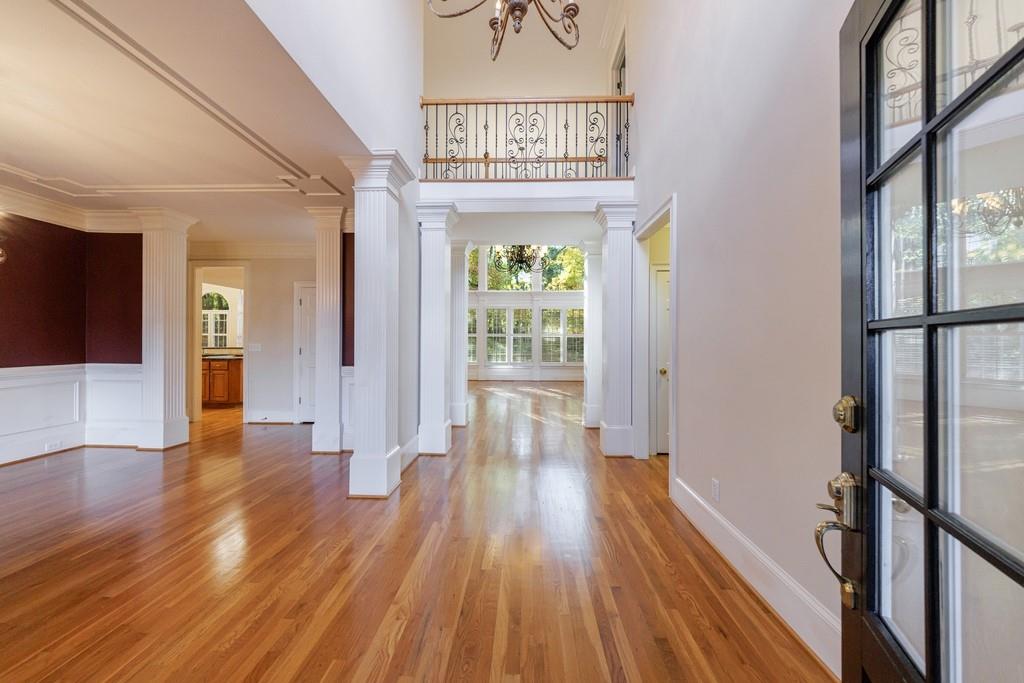 2883 Thurleston Lane